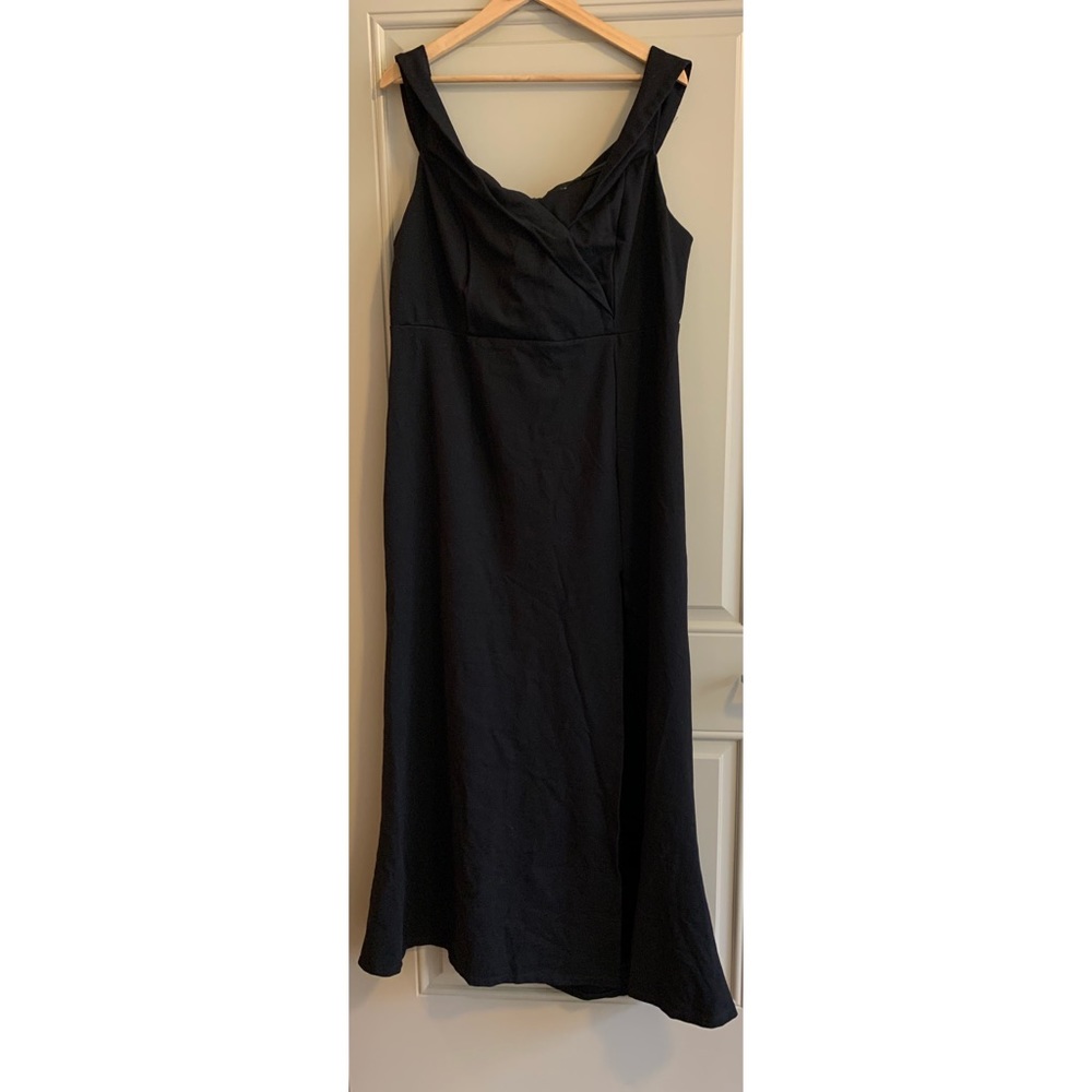 - long black dress with slit on side